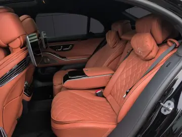 S 400 d 4Matic L AMG Line Chauffeur Paket Panora
