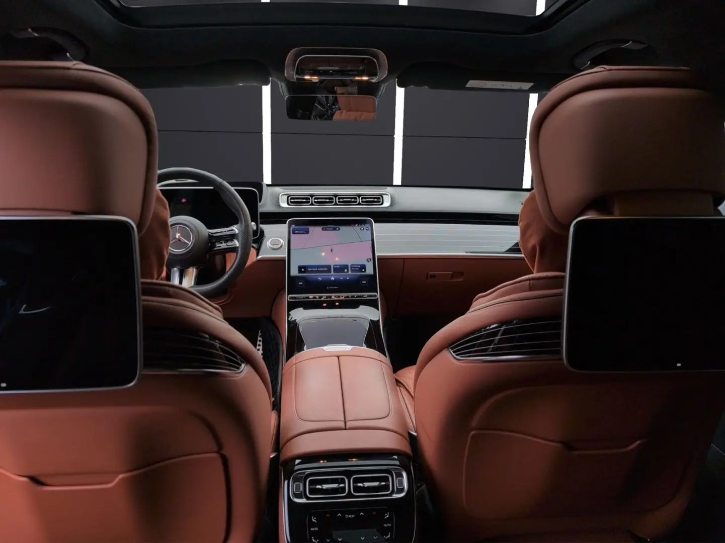 S 400 d 4Matic L AMG Line Chauffeur Paket Panora