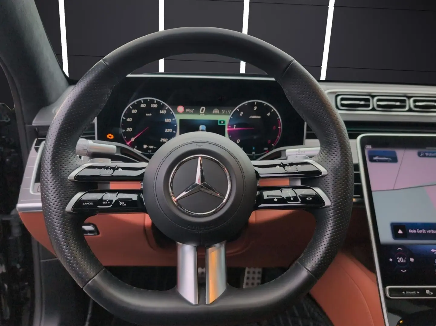 S 400 d 4Matic L AMG Line Chauffeur Paket Panora
