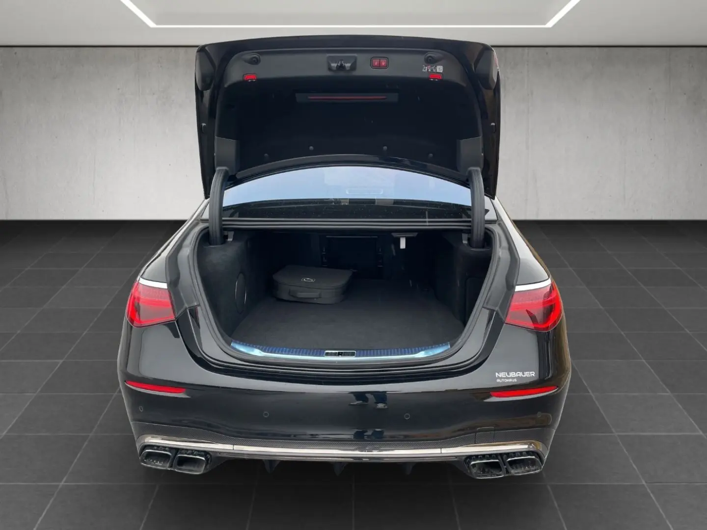 Mercedes-AMG S 63 E Performance Limousine lang