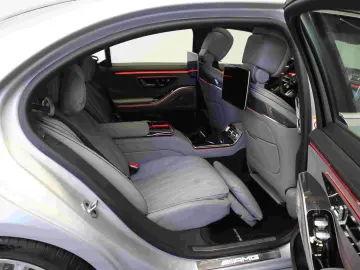 S 63 AMG E Performance*Pano*Chauffeur*360°*TV+++