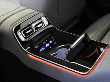 S 63 AMG E Performance*Pano*Chauffeur*360°*TV+++
