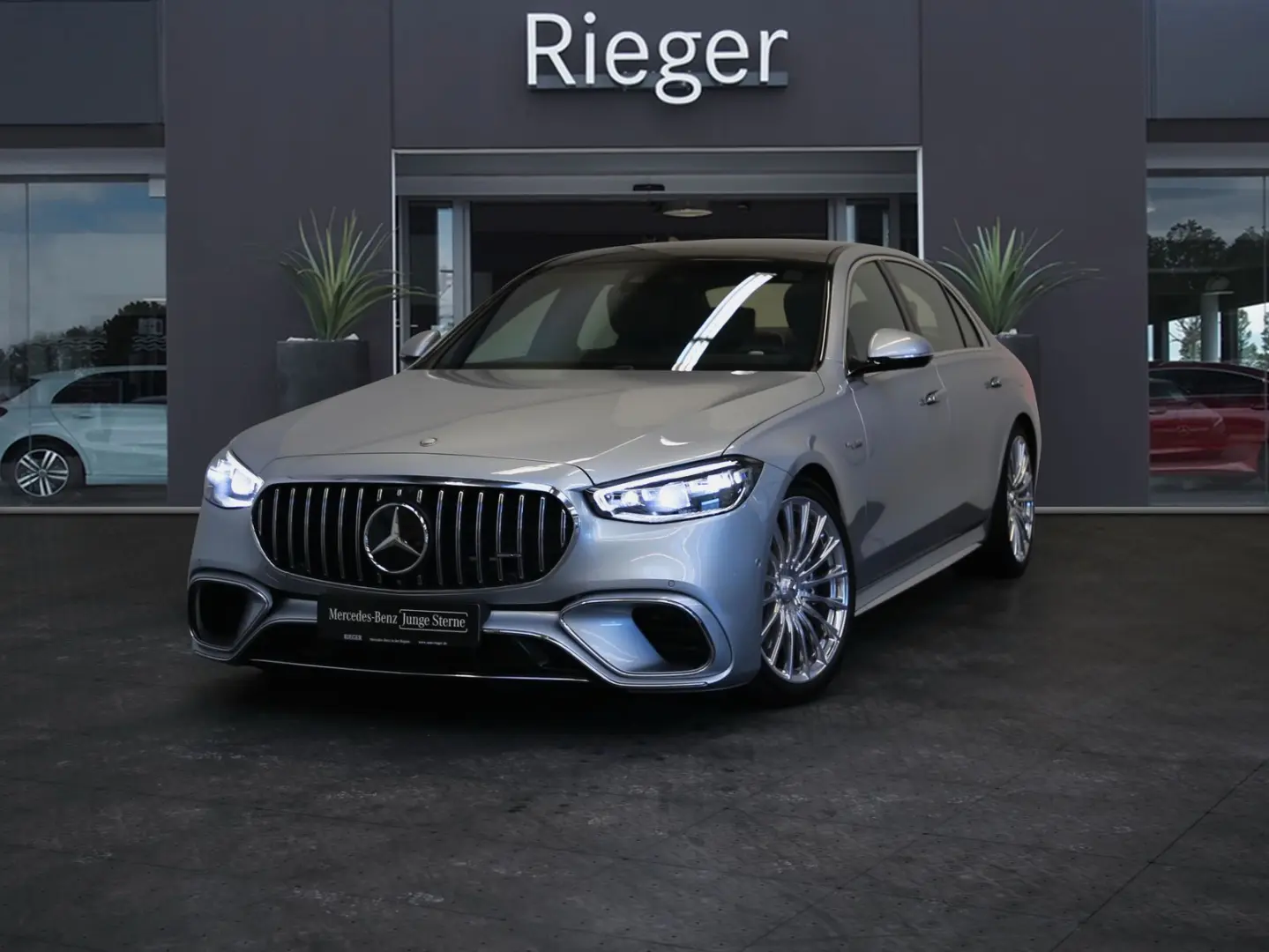 S 63 AMG E Performance*Pano*Chauffeur*360°*TV+++