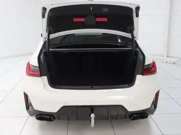 M340d xDrive Limousine HiFi DAB LED RFK Shz PDC