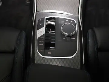 M340d xDrive Limousine HiFi DAB LED RFK Shz PDC