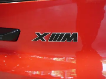 XM 50e +ICONIC+AHK+23