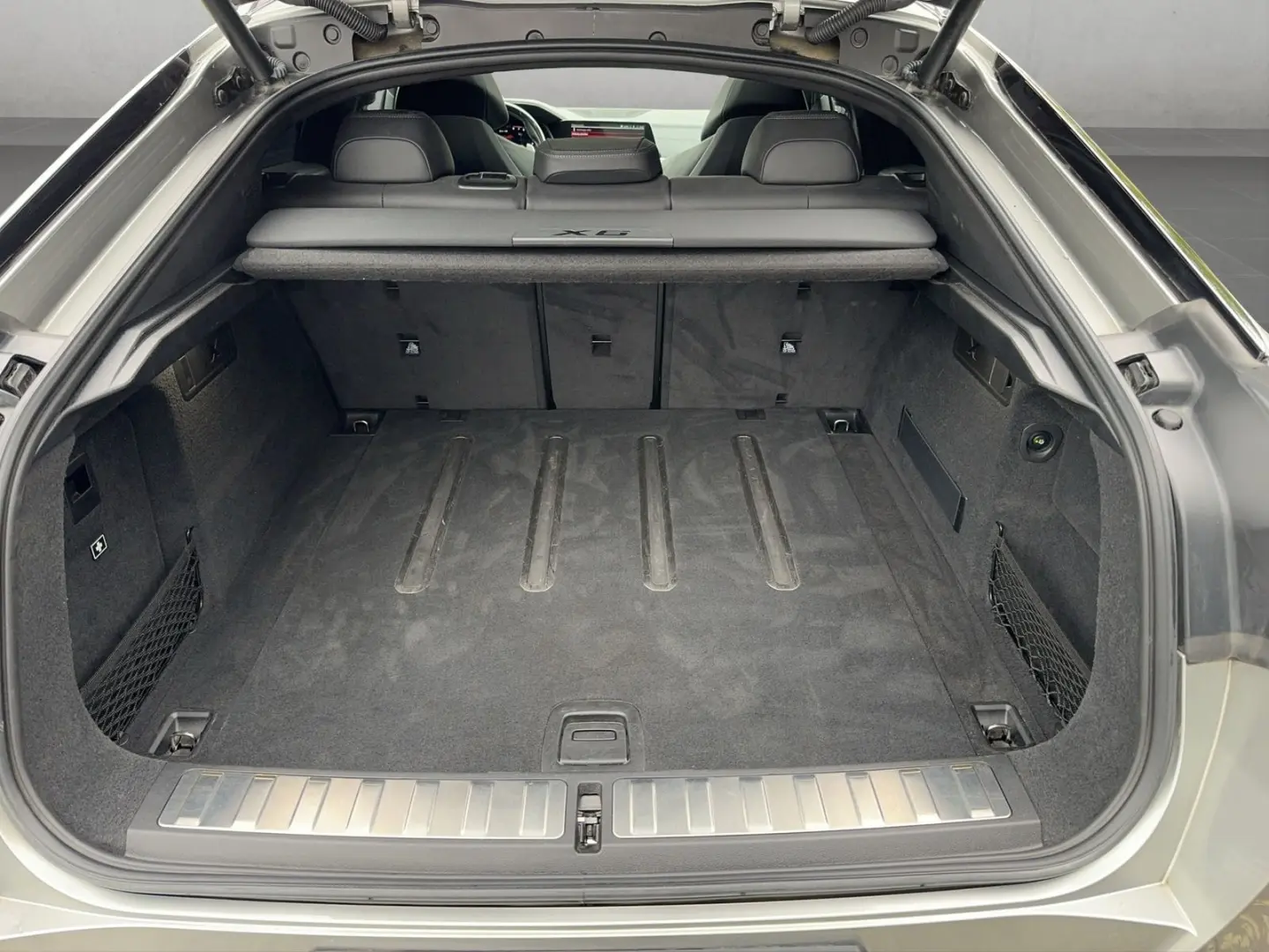 X6 M M Comp Laser Pano Top View AHK Harman Kardo