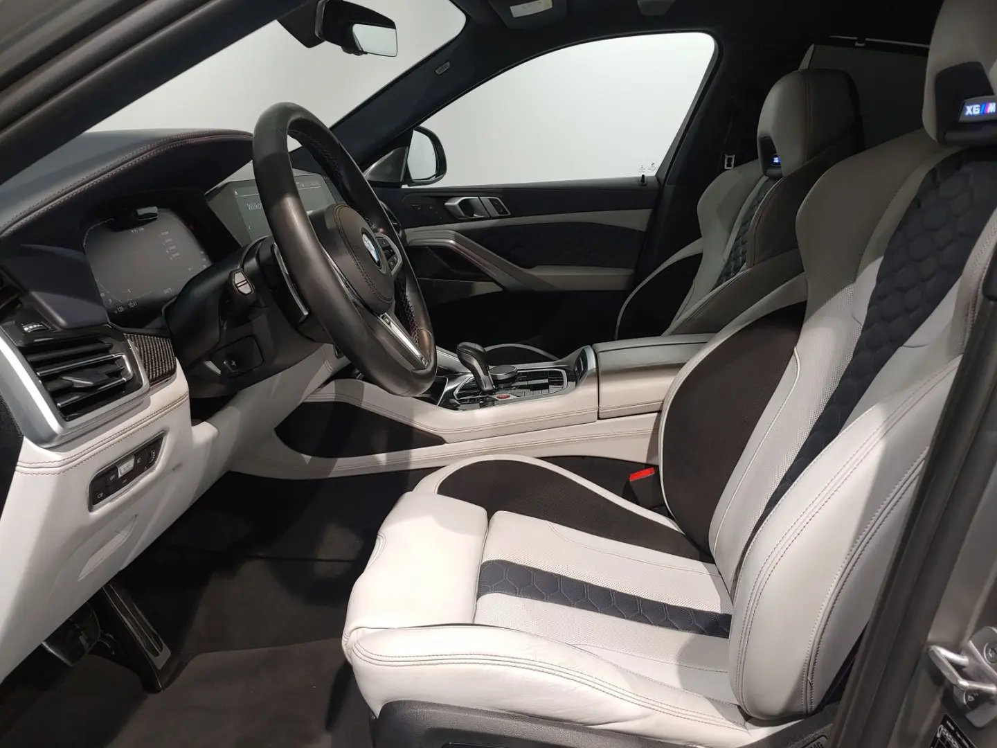 X6 M M-Drivers-P./AHK/B&W/Massage/Sitzbelüftung
