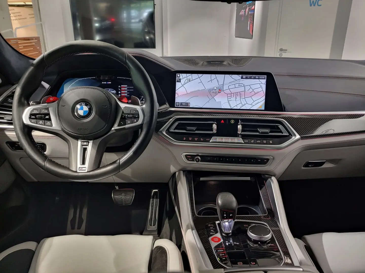 X6 M M-Drivers-P./AHK/B&W/Massage/Sitzbelüftung