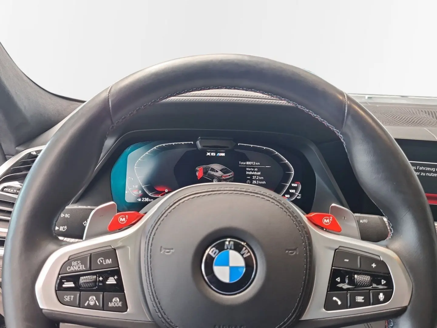 X6 M Competition HK Massage Gestiksteuerung