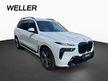 X7 xDr 40i M SPORT PRO SoftCl,AHK,SkyL,StHz,H/K