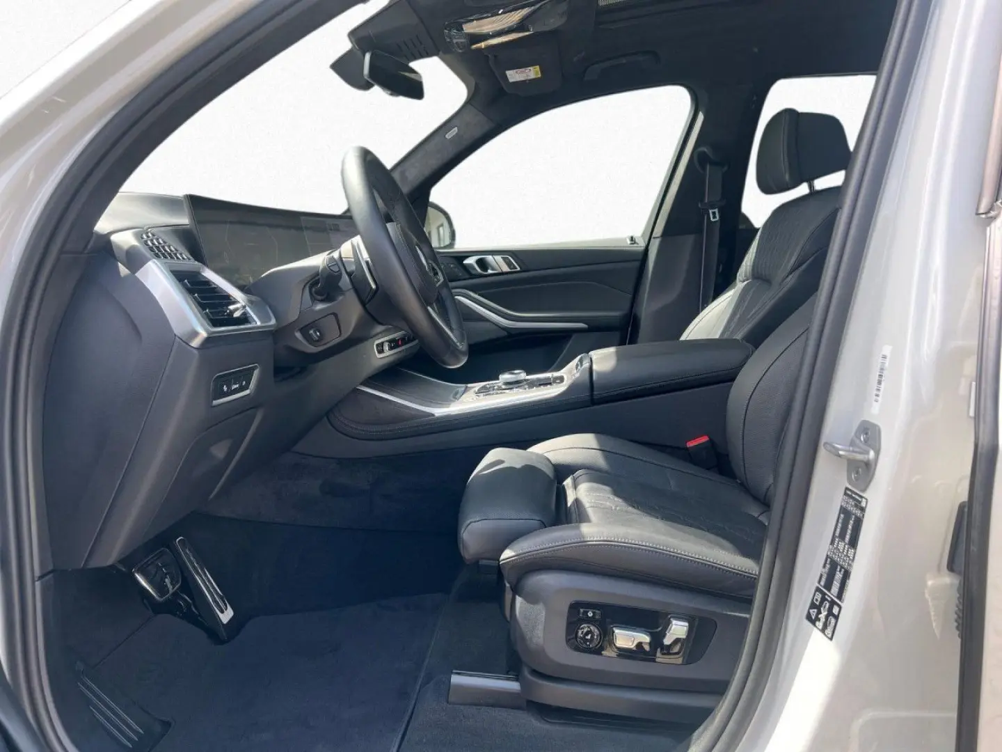 X7 xDr 40i M SPORT PRO SoftCl,AHK,SkyL,StHz,H/K