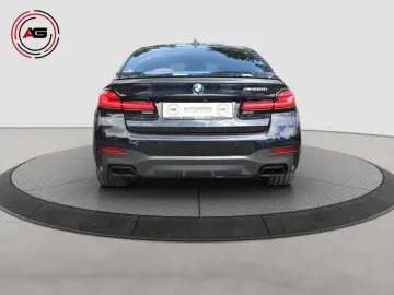 M550i xDrive LC.PRO LASER ACC GLASDACH H&K HUD