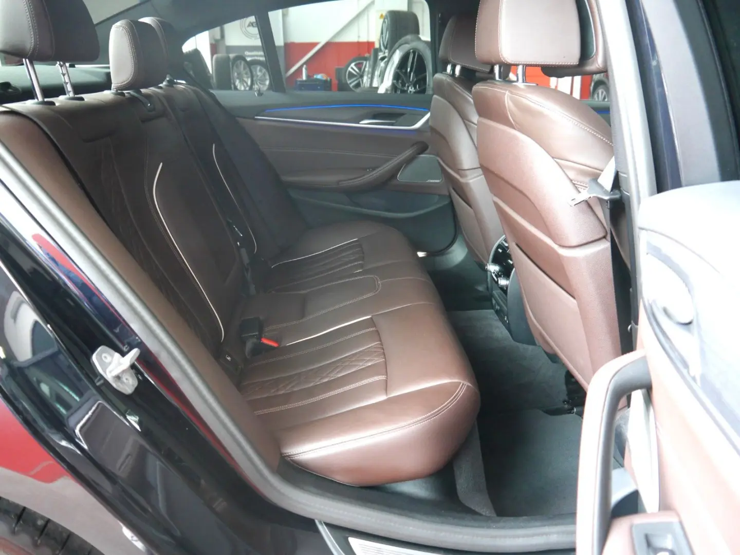 M550i xDrive LC.PRO LASER ACC GLASDACH H&K HUD