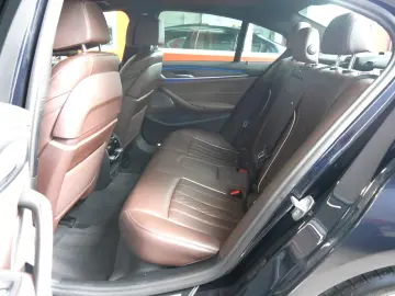 M550i xDrive LC.PRO LASER ACC GLASDACH H&K HUD