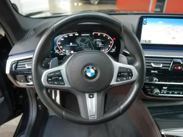 M550i xDrive LC.PRO LASER ACC GLASDACH H&K HUD