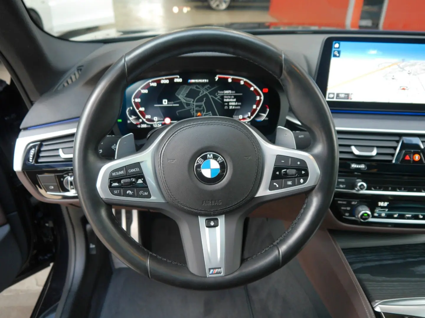 M550i xDrive LC.PRO LASER ACC GLASDACH H&K HUD