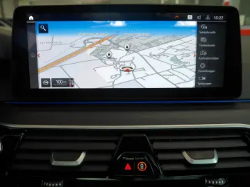M550i xDrive LC.PRO LASER ACC GLASDACH H&K HUD
