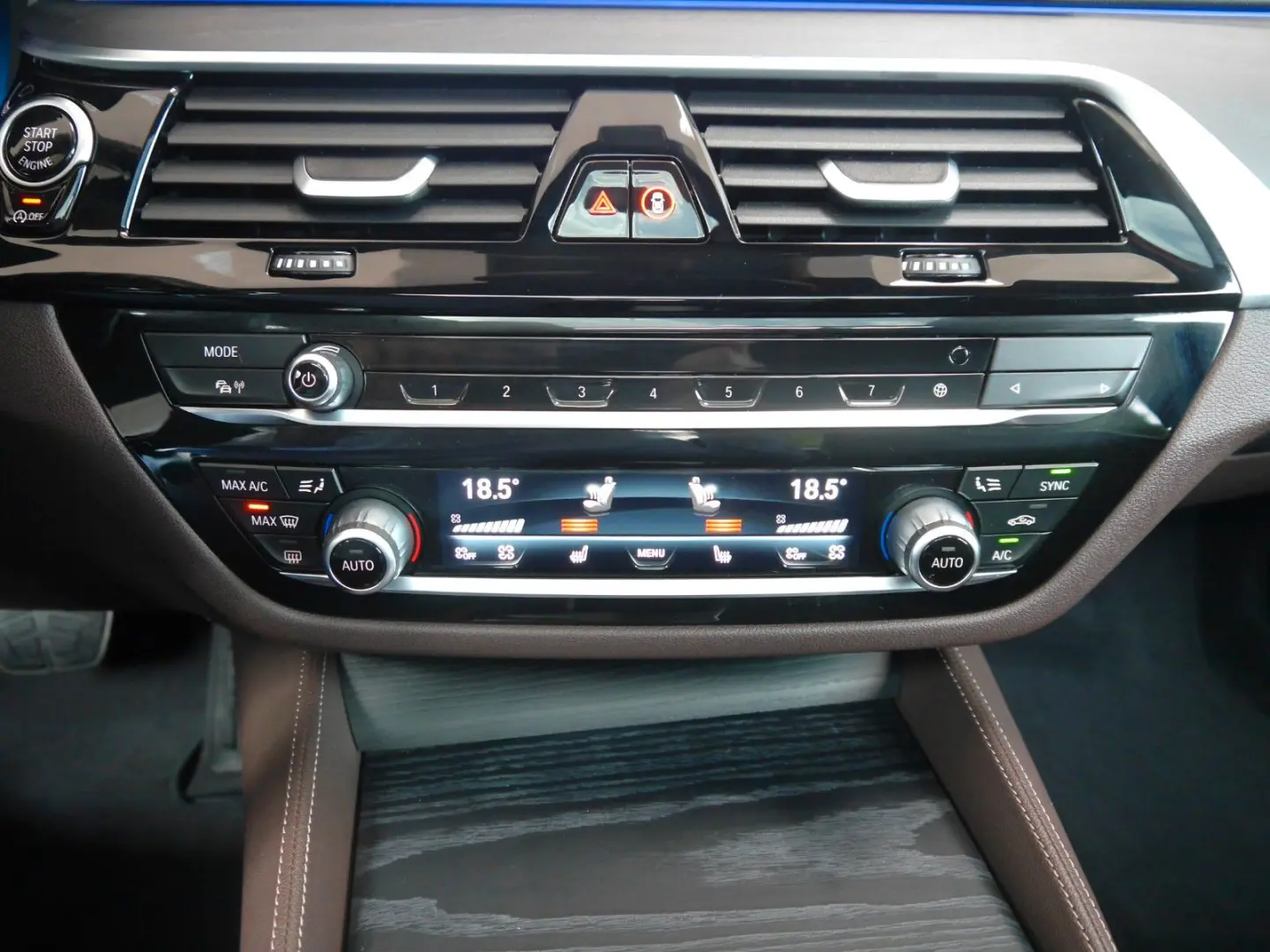 M550i xDrive LC.PRO LASER ACC GLASDACH H&K HUD