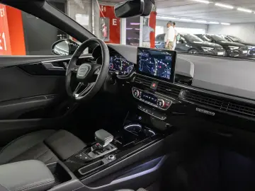 A5 Coupé S line 40 TFSI quattro S tronic AHK VC