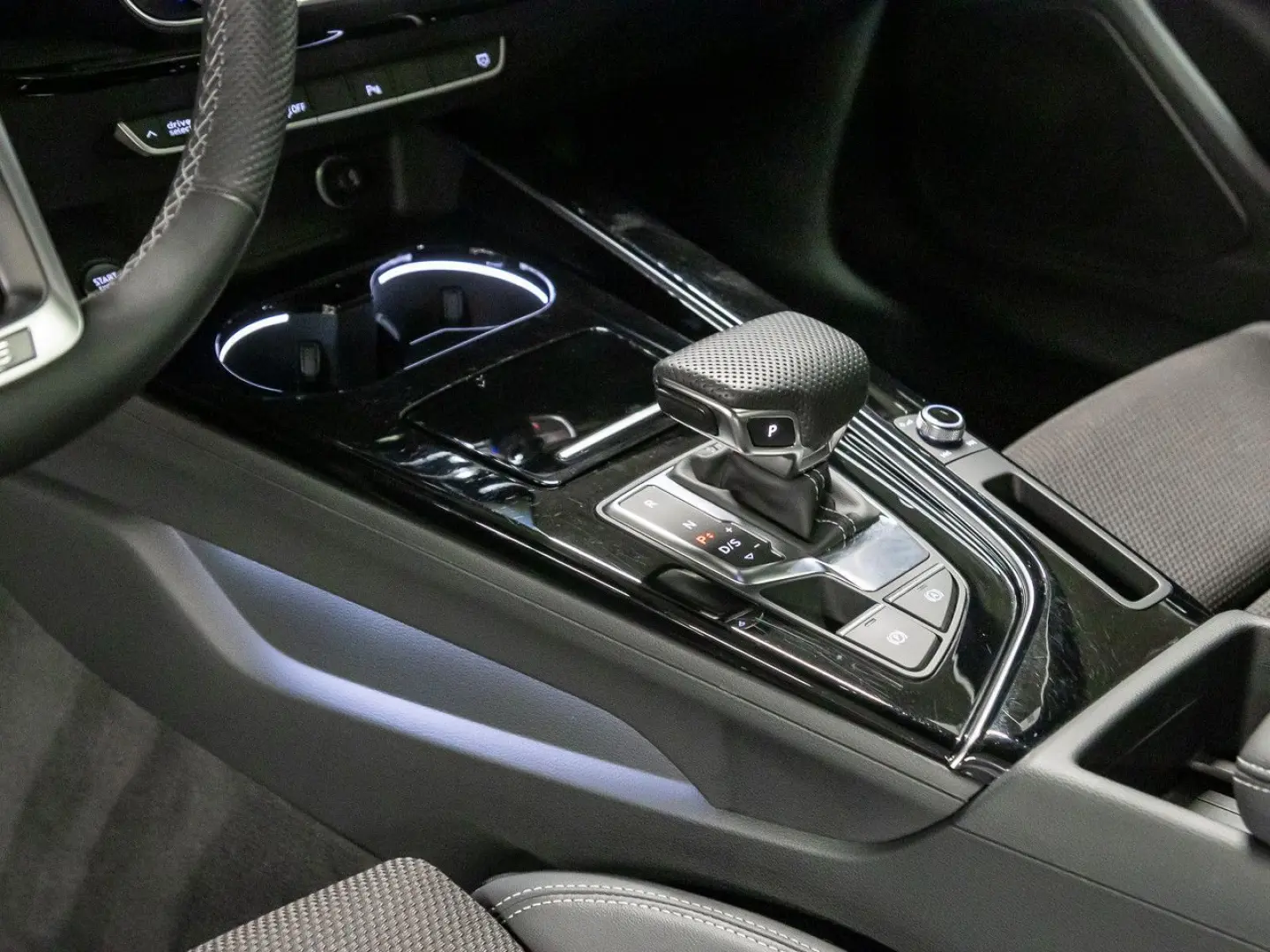 A5 Coupé S line 40 TFSI quattro S tronic AHK VC
