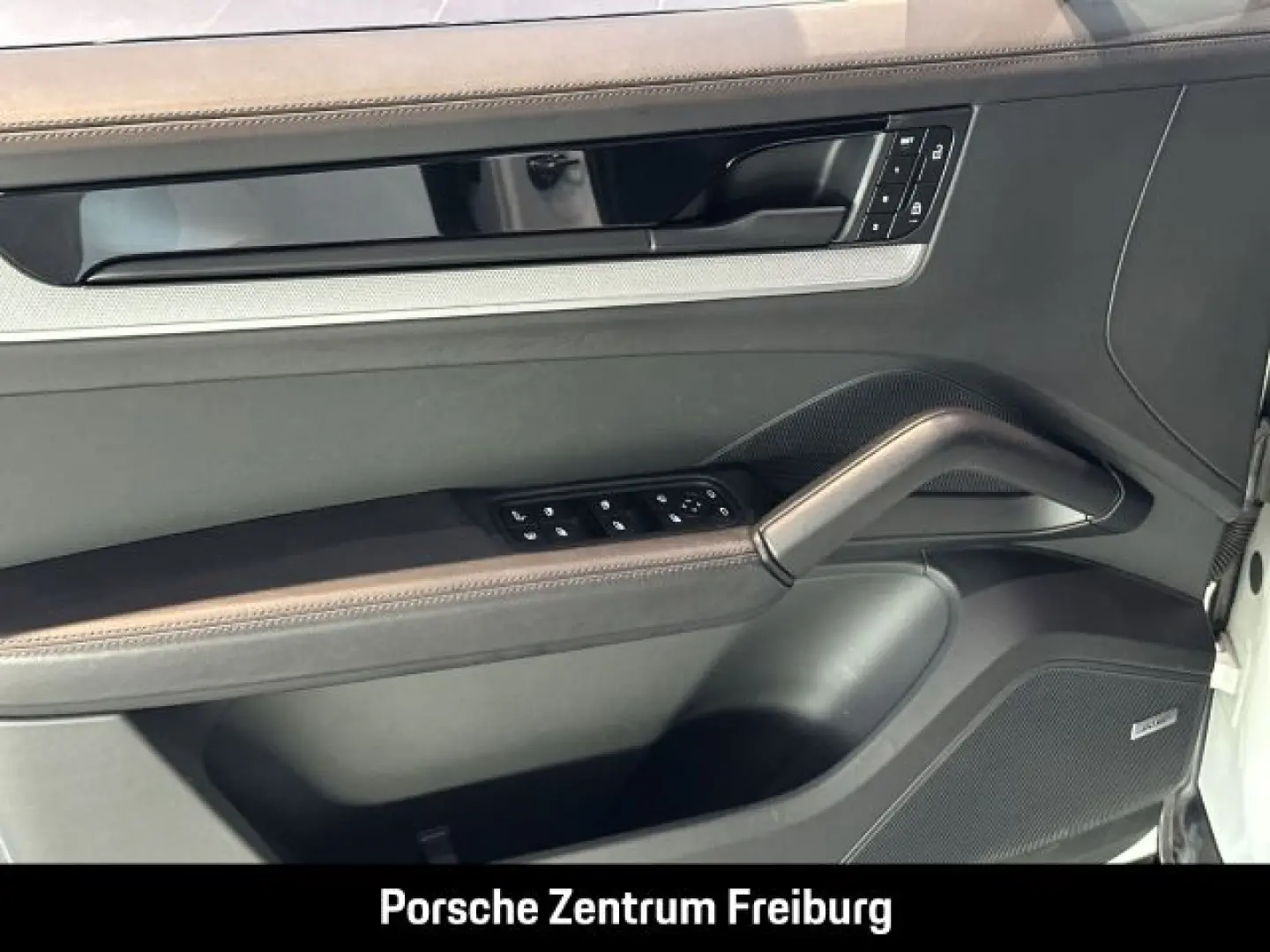 Cayenne E-Hybrid BOSE Panoramadach Surround-View