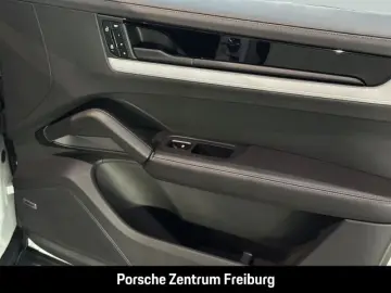 Cayenne E-Hybrid BOSE Panoramadach Surround-View
