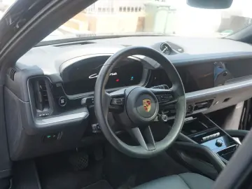 Cayenne Coupe E-Hybrid*Luft*HeadUp*InnoDrive*360