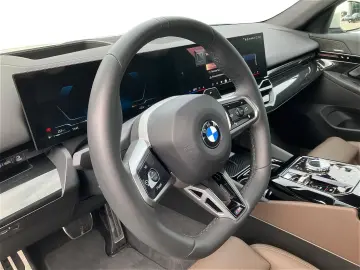 520d xDrive A M Sportpaket HK