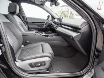 520d xDrive PANO+STANDHZG+HUD+ACC+HK