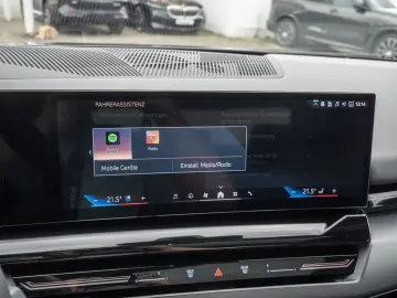 520d xDrive PANO+STANDHZG+HUD+ACC+HK