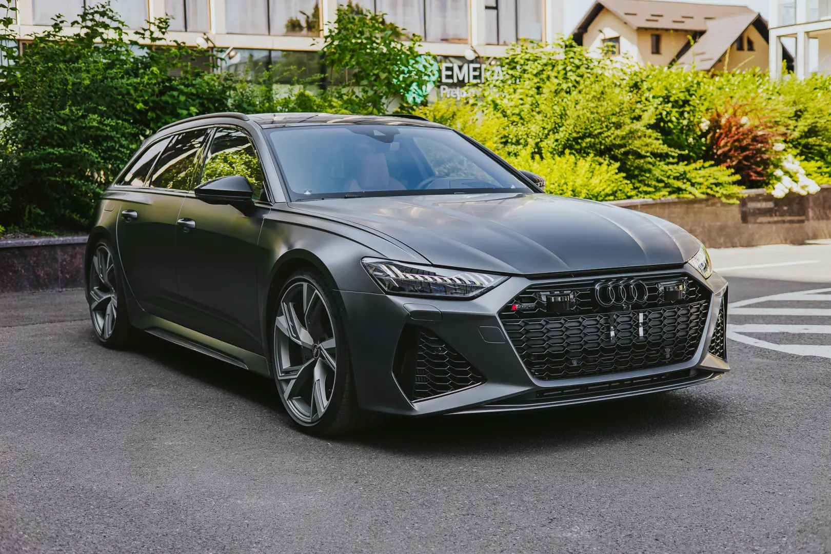 AUDI RS6