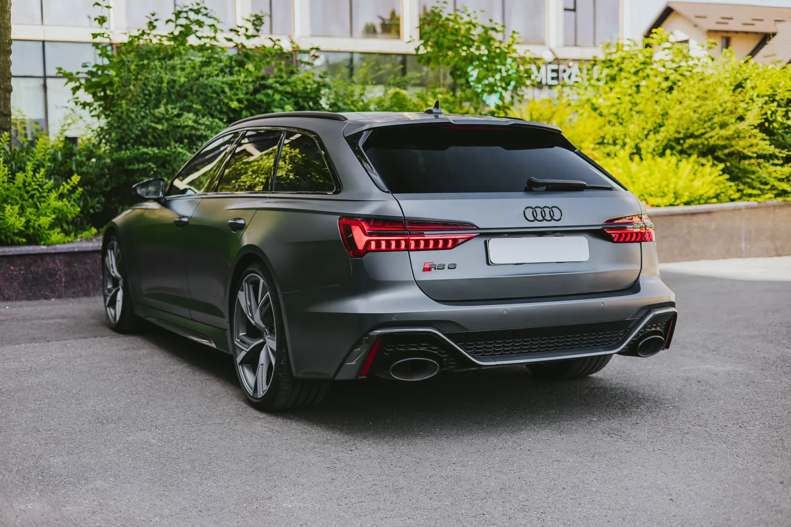 AUDI RS6
