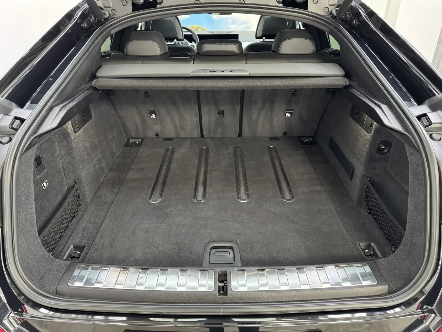 X6 xDr30d M Sport Pro 22'' Sitzlüft. ACC 360°AHK