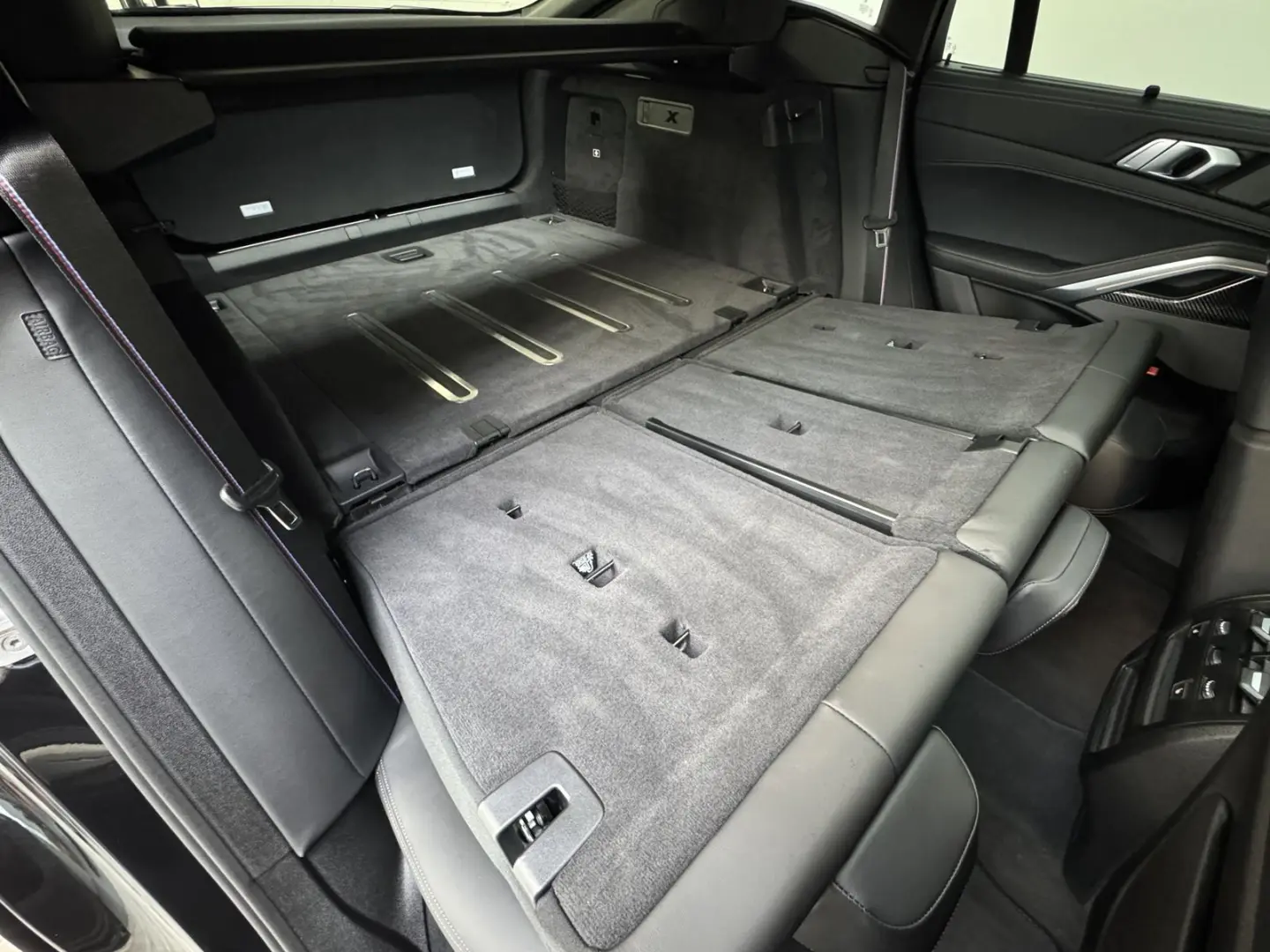 X6 xDr30d M Sport Pro 22'' Sitzlüft. ACC 360°AHK