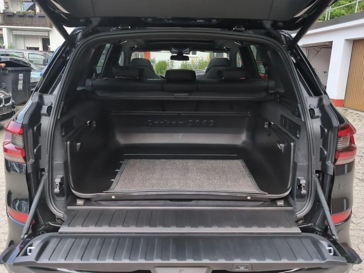 X5 M50i~Pano~HeadUp~HarmanKardon