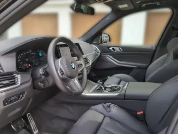 X5 M50i~Pano~HeadUp~HarmanKardon