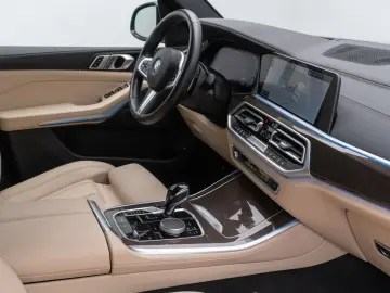 X5 xD45e M Sport 360°Laser HUD DAB HiFi AHK 22