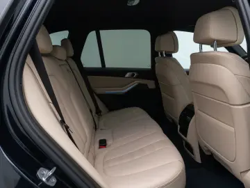 X5 xD45e M Sport 360°Laser HUD DAB HiFi AHK 22