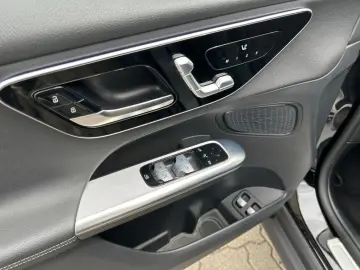 GLC 300 e 4MATIC Avantgarde Advanced Plus, AHV