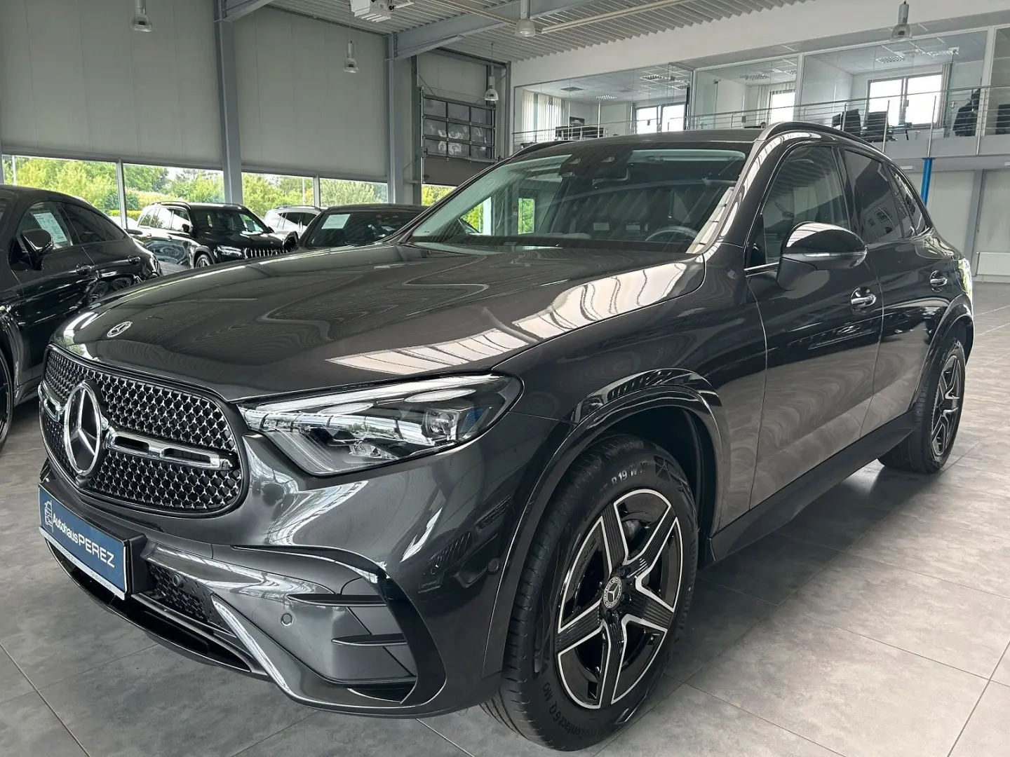 GLC 300 e 4M AMG PREMIUM DISTRONIC-MEMORY-NIGHT