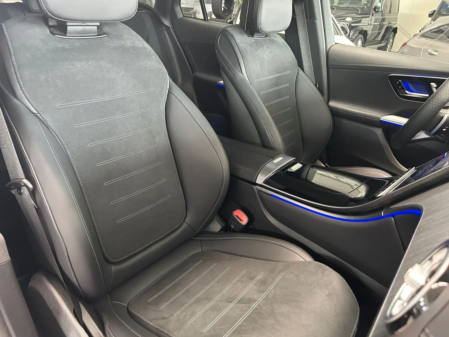 GLC 300 e 4M AMG PREMIUM DISTRONIC-MEMORY-NIGHT