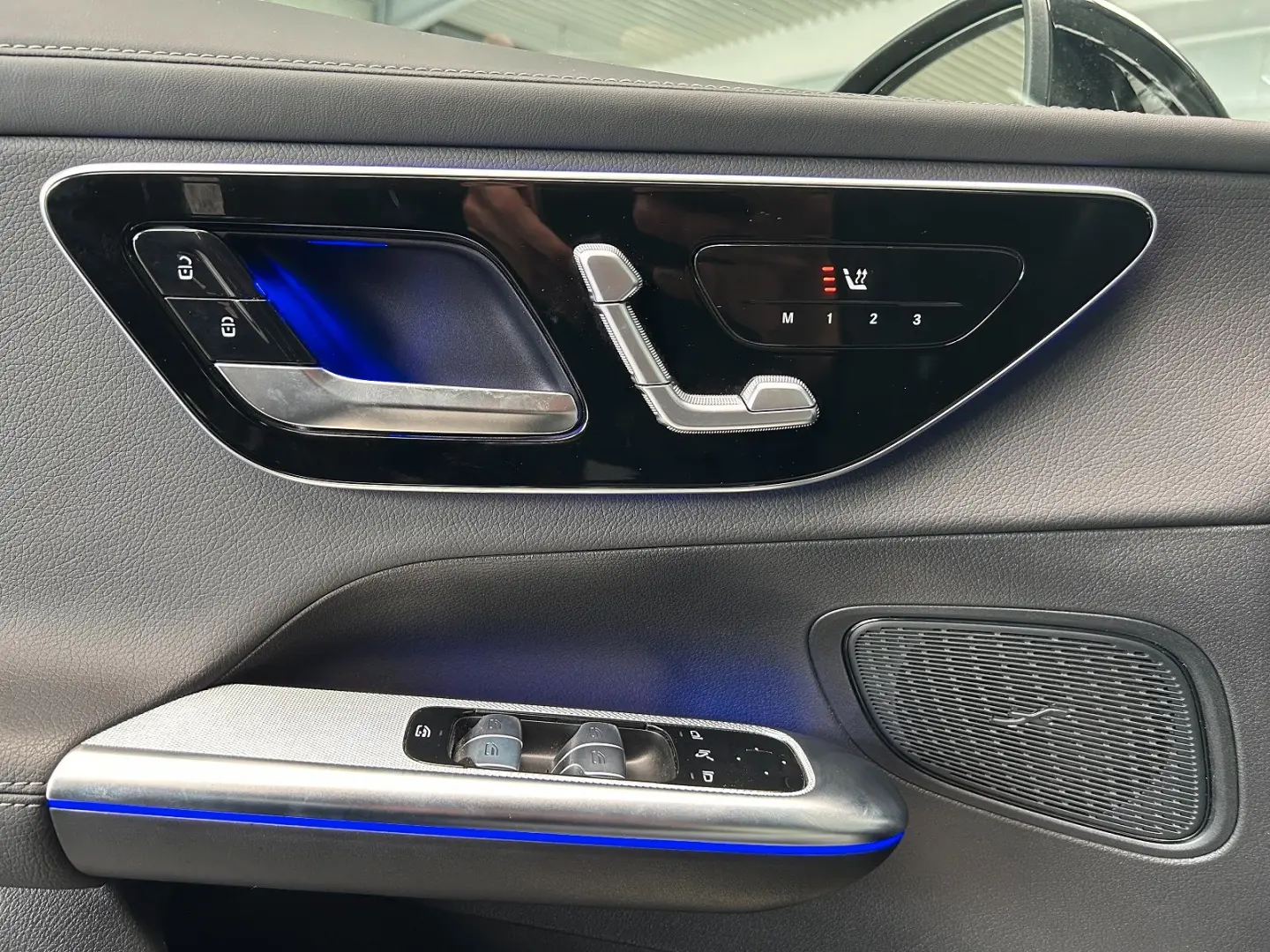 GLC 300 e 4M AMG PREMIUM DISTRONIC-MEMORY-NIGHT