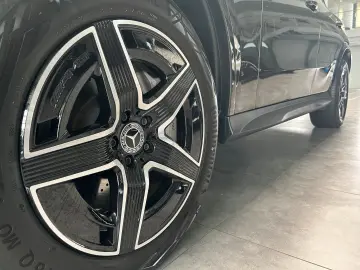 GLC 300 e 4M AMG PREMIUM DISTRONIC-MEMORY-NIGHT