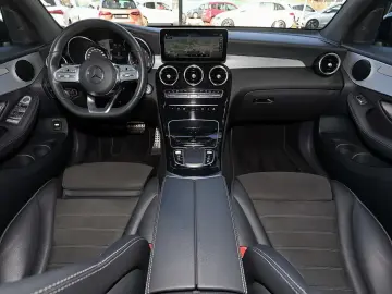 GLC 300 de 4M AMG RüKam+MBUX+AHK+LED+Night
