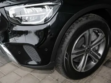 GLC 300 de 4M AHK+KAMERA+18 ZOLL+MEMORY+LEDER
