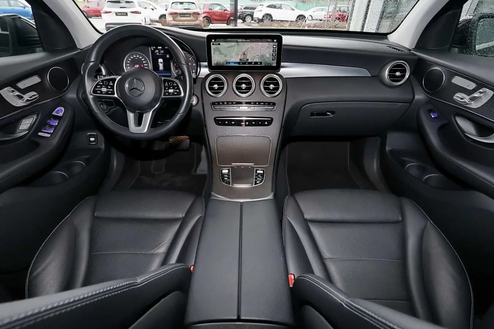GLC 300 de 4M AHK+KAMERA+18 ZOLL+MEMORY+LEDER