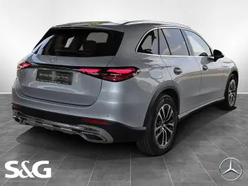 GLC 450 d 4M AHK+PANORAMA+HIFI+TOTWINKEL+360°