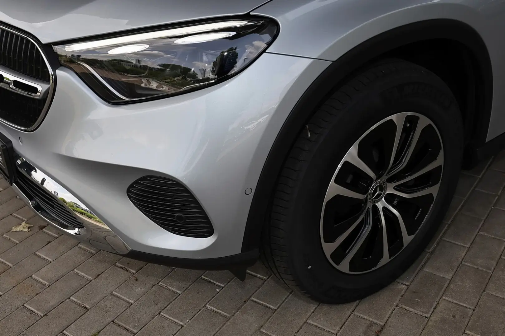 GLC 450 d 4M AHK+PANORAMA+HIFI+TOTWINKEL+360°