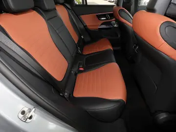 GLC 450 d 4M AHK+PANORAMA+HIFI+TOTWINKEL+360°